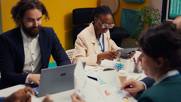 Découvrez comment un cabinet de recrutement peut transformer votre carrière en banque et assurance